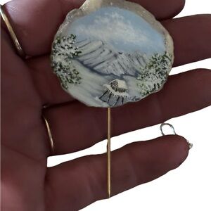 Alaskan Hand-Painted Scenic Stick Pin Vintage Jewelry